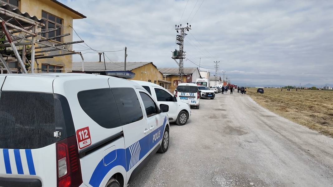 Karatay'da art arda patlamalar! Havai fişek deposu yandı 2